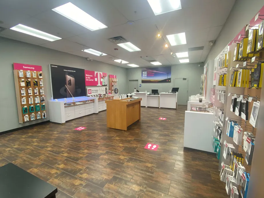 Interior photo of T-Mobile Store at Dillon Ridge Rd & US Highway 6, Dillon, CO