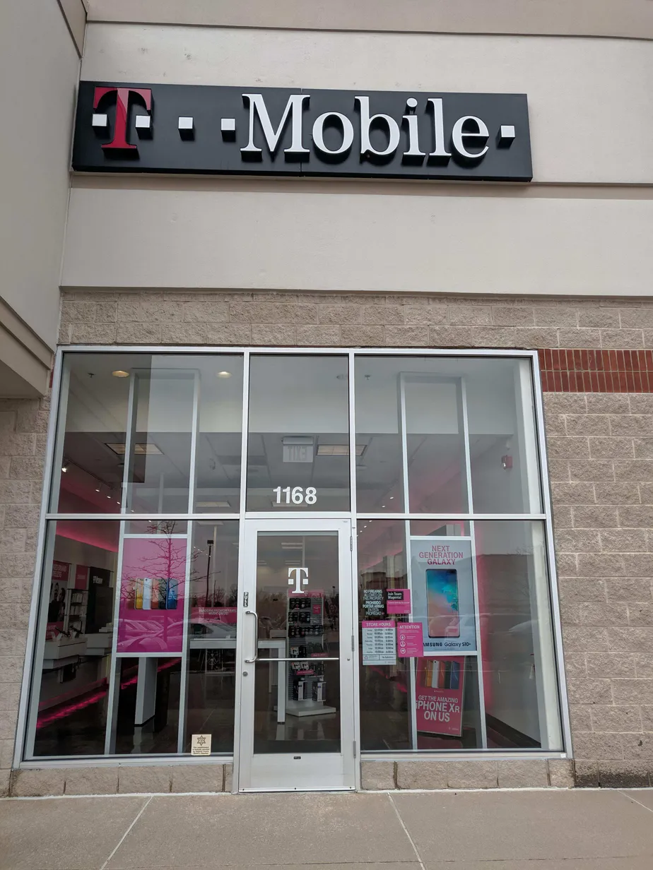 Exterior photo of T-Mobile store at Rochester Rd & Avon Rd, Rochester Hills, MI