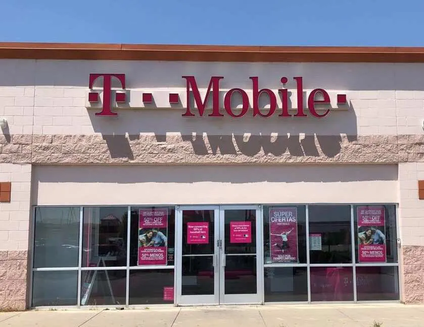  Exterior photo of T-Mobile store at 21st & Amidon 2, Wichita, KS 