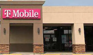 Exterior photo of T-Mobile store at Frederick Ave & N Belt Hwy, St. Joseph, MO