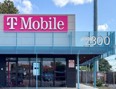 T-Mobile Authorized Retailer