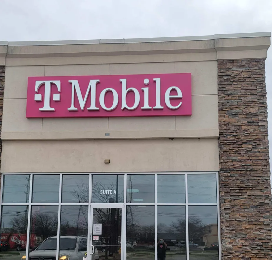  Exterior photo of T-Mobile store at Sagamore Pkwy S & South St, Lafayette, IN 