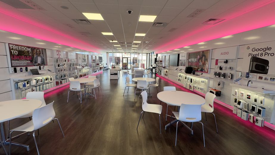 Interior photo of T-Mobile Store at Midlothian & Moorefield Park, Richmond, VA