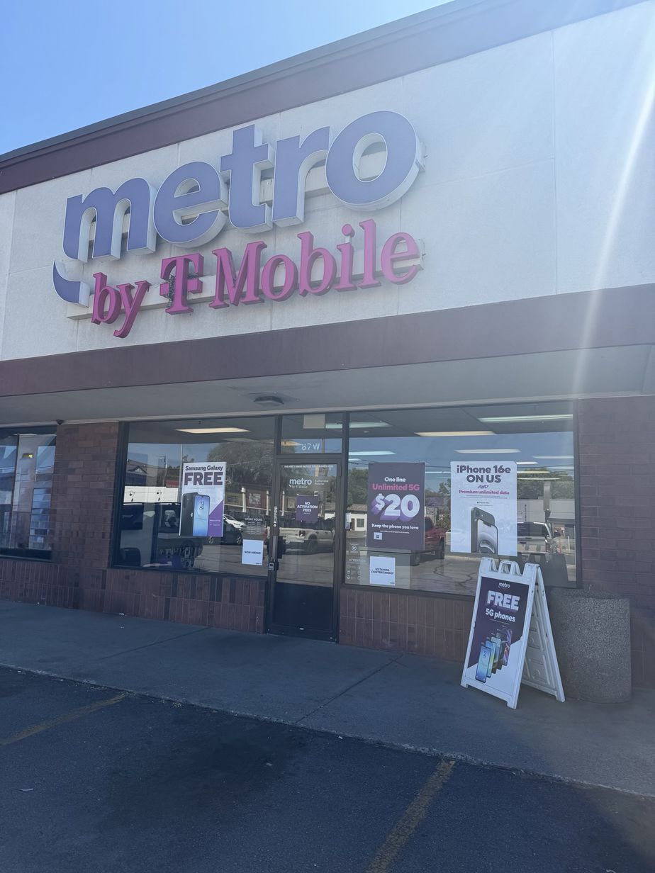 Metro by T-Mobile 87 W 3300 S - 87 W 3300 S 