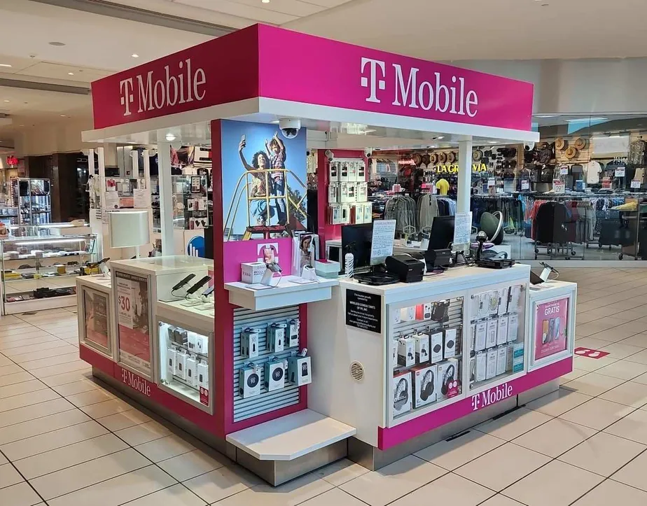 Exterior photo of T-Mobile Store at Centrico, Guayama, Guayama, PR