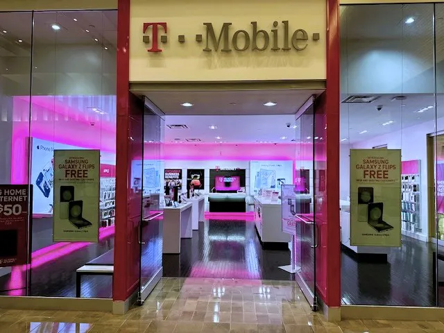 Exterior photo of T-Mobile Store at North Park Mall, Dallas, TX