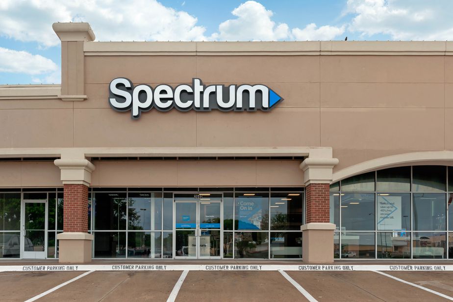 Spectrum - 2640 N Belt Line Rd 