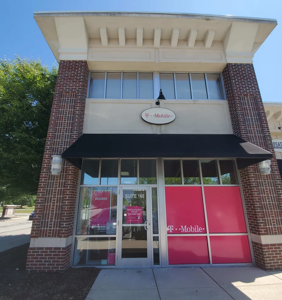 Exterior photo of T-Mobile store at 116th St & Guilford Rd, Carmel, IN