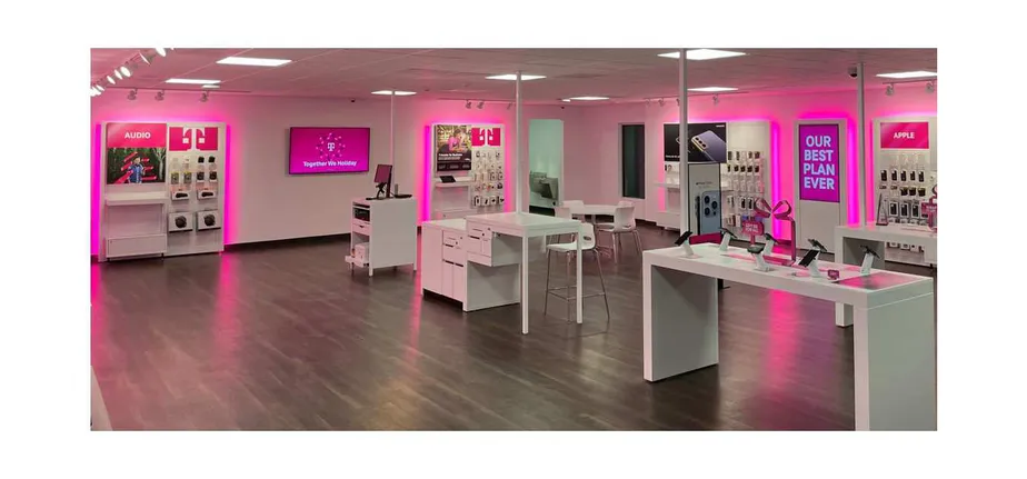 Interior photo of T-Mobile Store at Gebhardt Rd & Meyer St, Sealy, TX