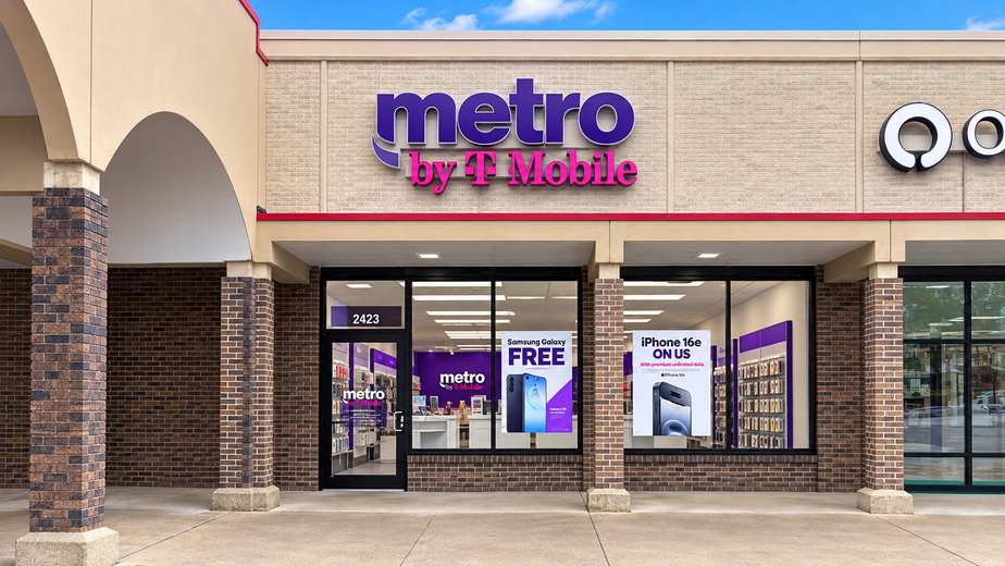 Metro by T-Mobile 2425 Harrison Ave - 2425 Harrison Ave 