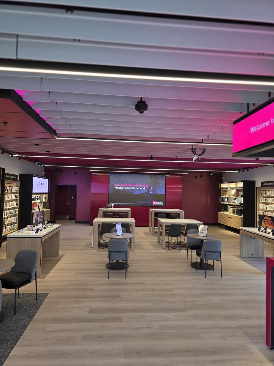  Interior photo of T-Mobile Store at Shoppes at College Hills, Normal, IL 