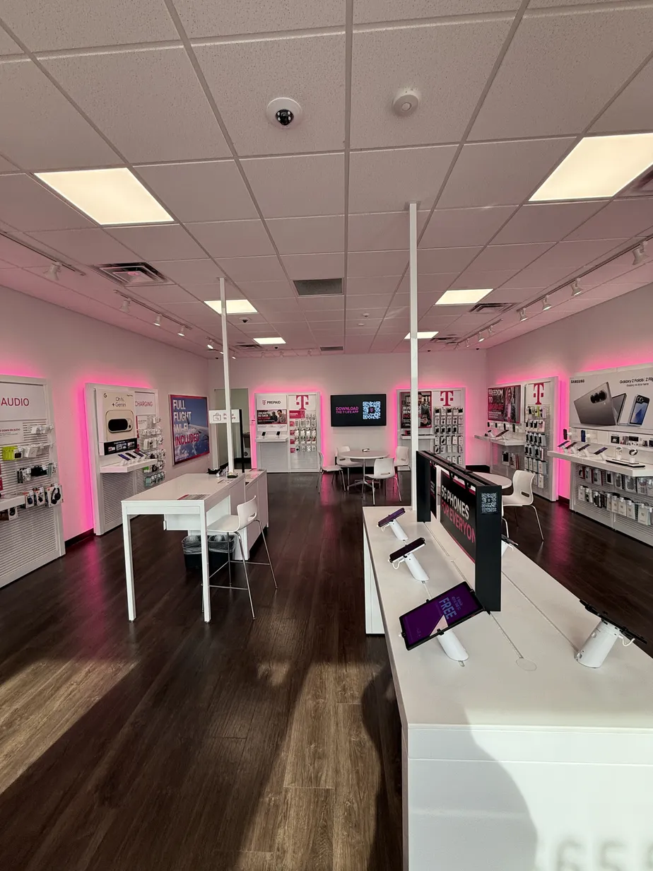  Interior photo of T-Mobile Store at E Pickard St & Hyde Rd, Mount Pleasant, MI 