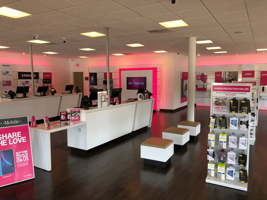  Interior photo of T-Mobile Store at Troup Highway & Loop 323, Tyler, TX 