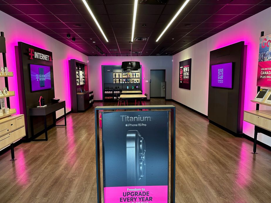 Interior photo of T-Mobile Store at Mifflin County Commons, Burnham, PA