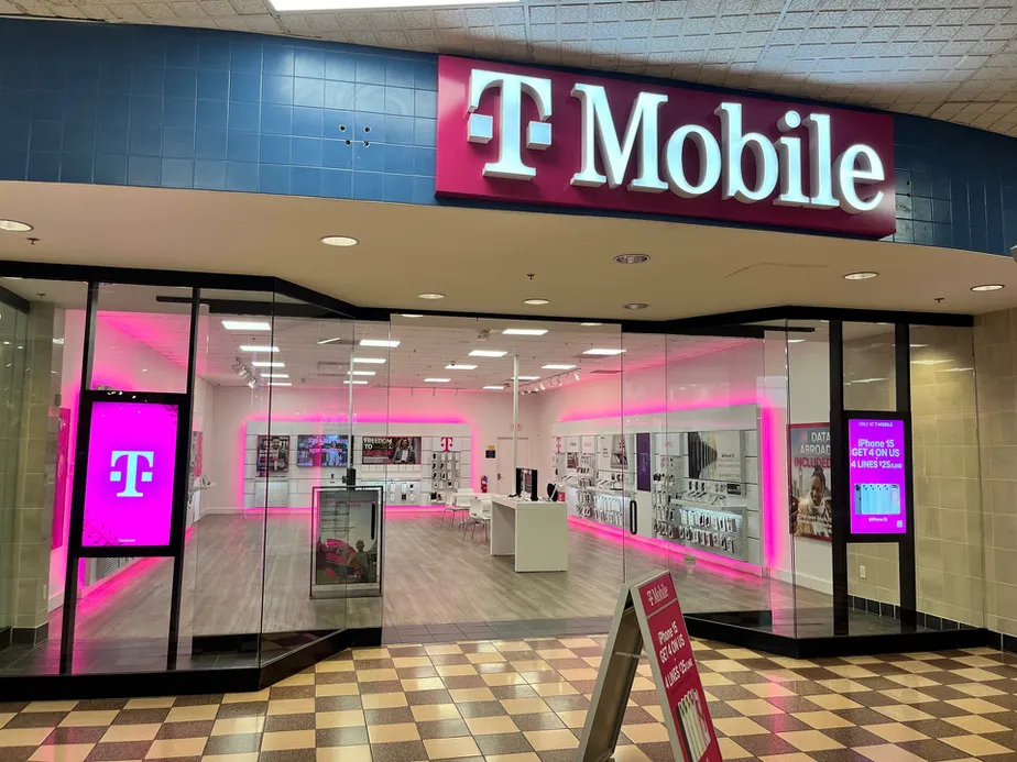  Exterior photo of T-Mobile Store at Francis Scott Key Mall, Frederick, MD 