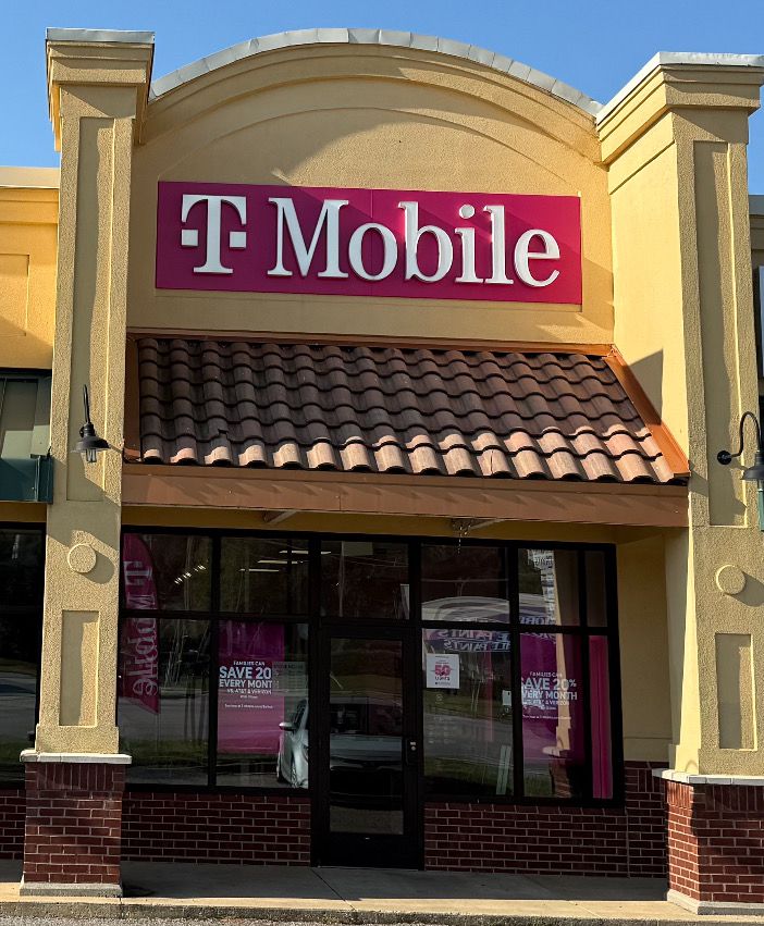 Exterior photo of T-Mobile Store at Moffett & Schillinger, Semmes, AL