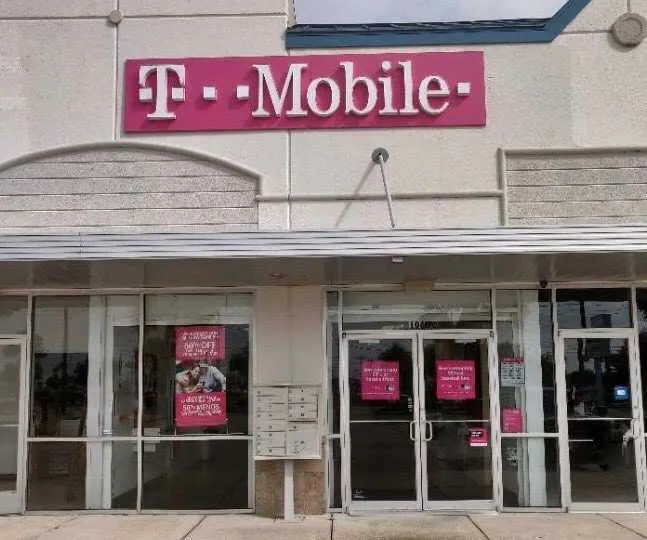 Exterior photo of T-Mobile store at Farm Rd 518 & Hanson Rd, Kemah, TX