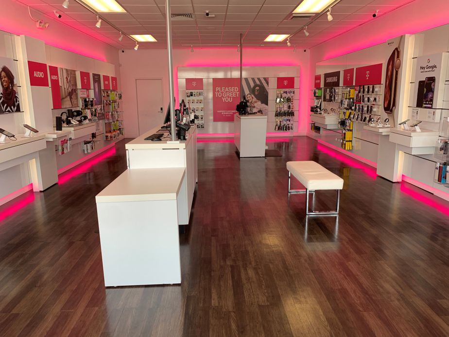 Interior photo of T-Mobile Store at Merritt Blvd & Westfield Rd, Dundalk, MD