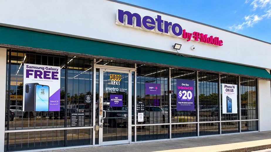 Metro by T-Mobile 3809 Shaver St - 3809 Shaver St