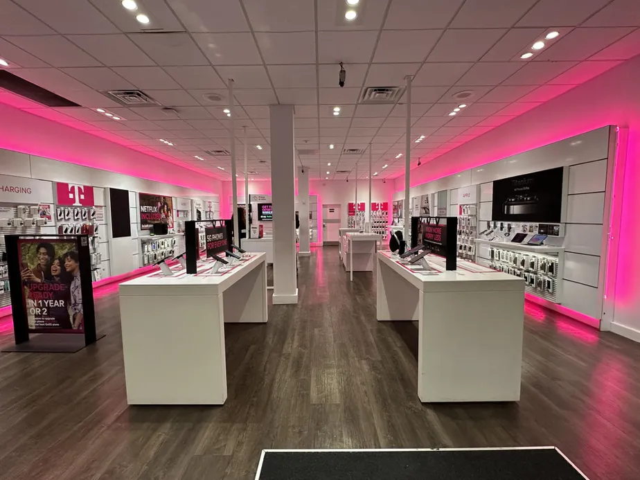  Interior photo of T-Mobile Store at Steinway & 30th, Astoria, NY 