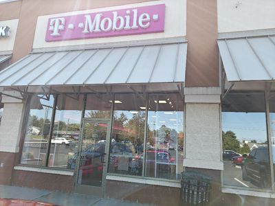 T-Mobile Authorized Retailer