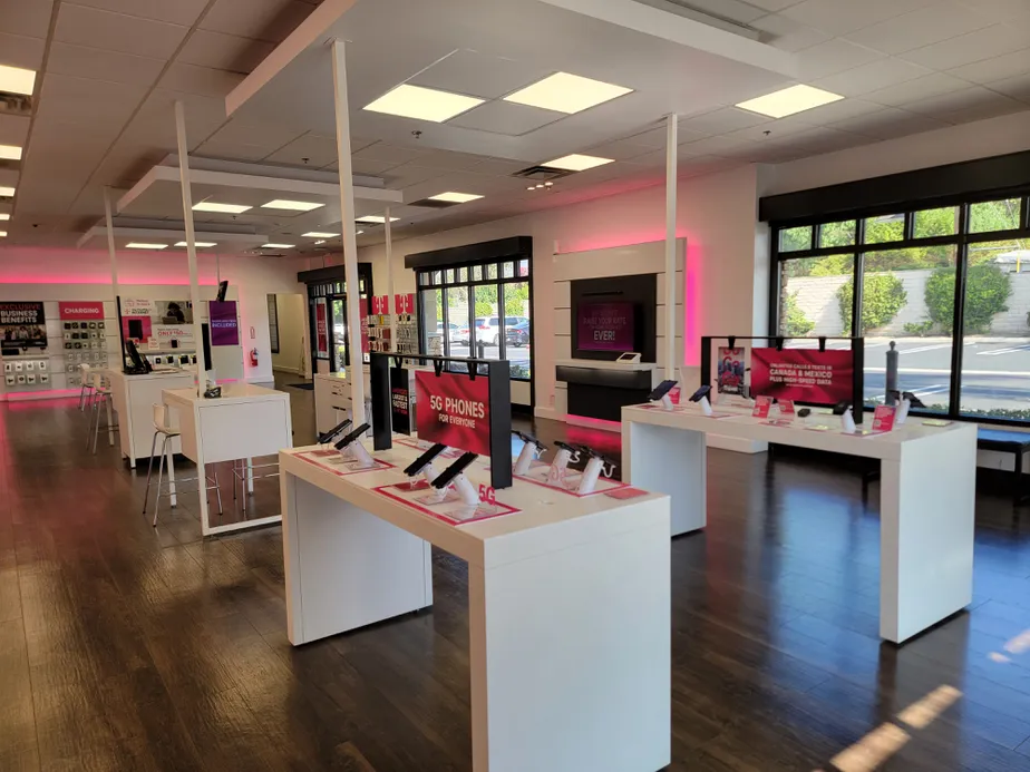  Interior photo of T-Mobile Store at Grand & Route 66, Glendora, CA 