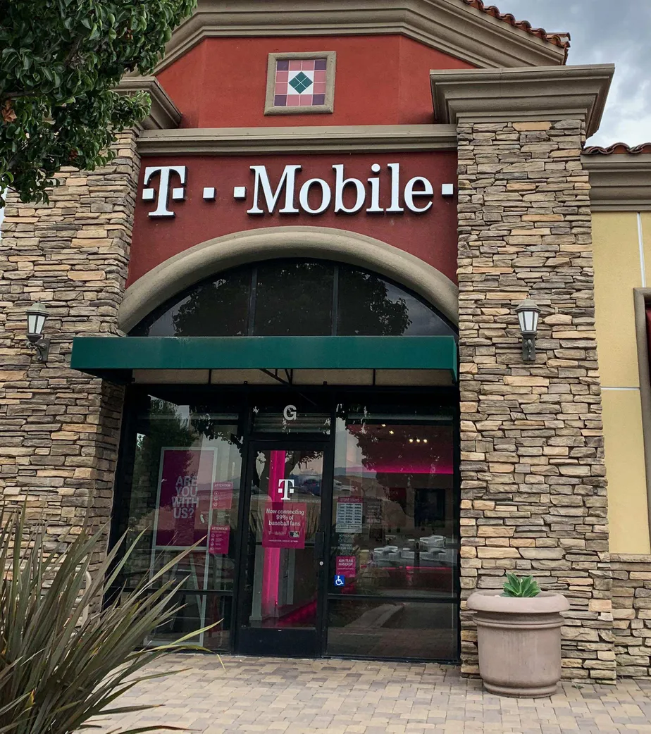 Exterior photo of T-Mobile store at Grand & I-71, Chino Hills, CA