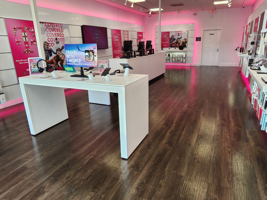 Interior photo of T-Mobile Store at Ogeechee Rd and Berwick Blvd, Savannah, GA