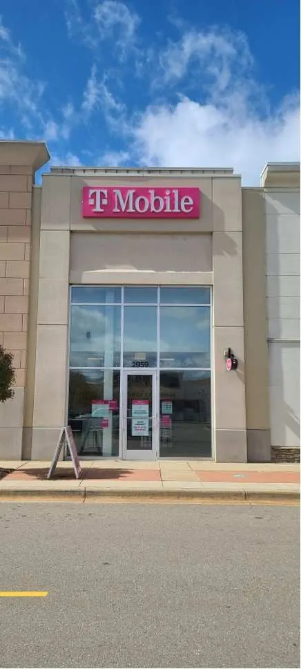 Exterior photo of T-Mobile Store at Lansing Eastwood Towne Center, East Lansing, MI
