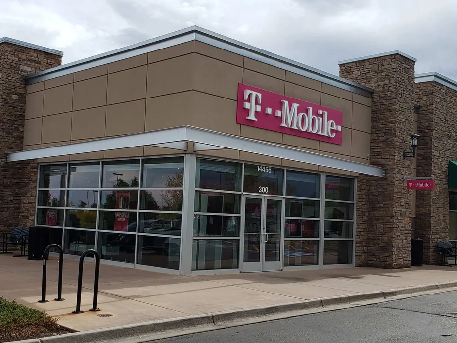 Exterior photo of T-Mobile store at 144th & I-25, Westminster, CO