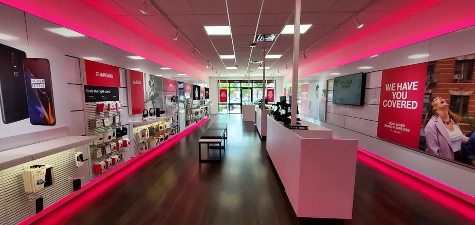  Interior photo of T-Mobile Store at Hickory Flat Hwy & Hickory Rd 2, Canton, GA 