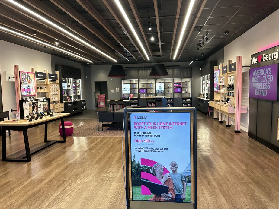 Interior photo of T-Mobile Store at Hiram Pavilion, Hiram, GA