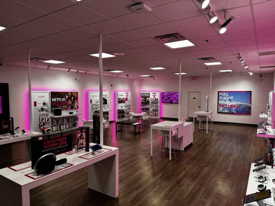 Interior photo of T-Mobile Store at The Crossing at Smithfield, Smithfield, RI