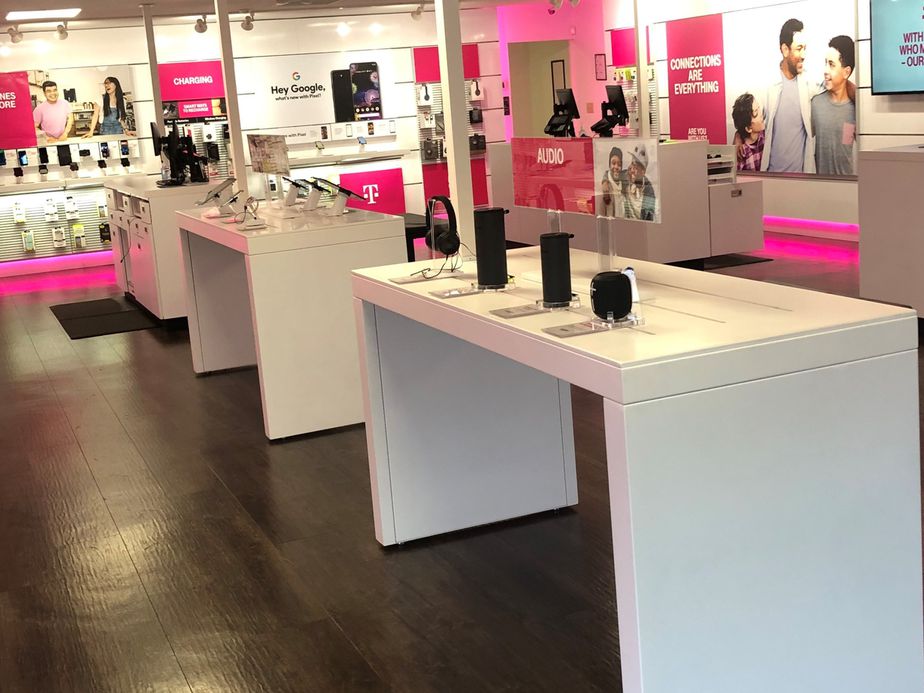 Interior photo of T-Mobile Store at Havendale Blvd NW & 10th St NW, Winter Haven, FL