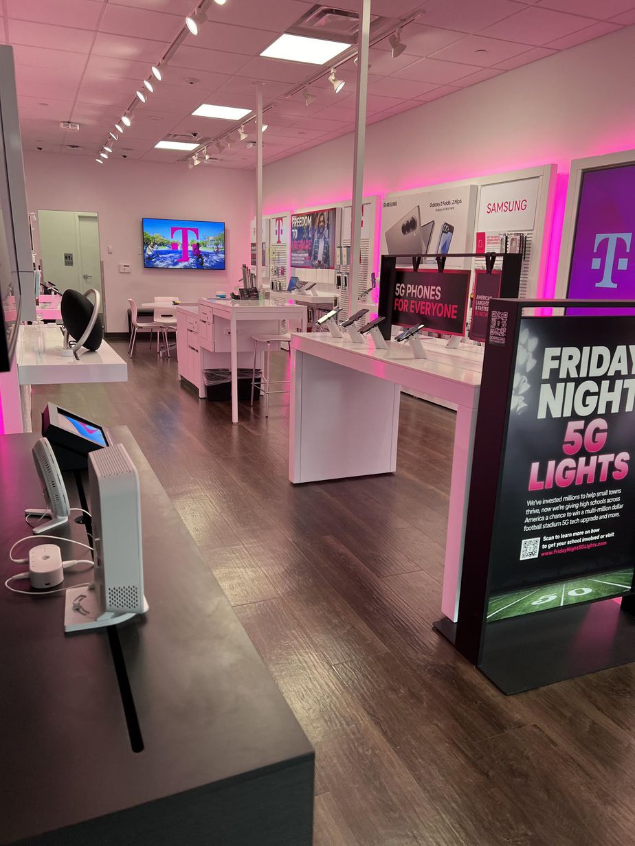 Interior photo of T-Mobile Store at Logan Commons, Logan, OH