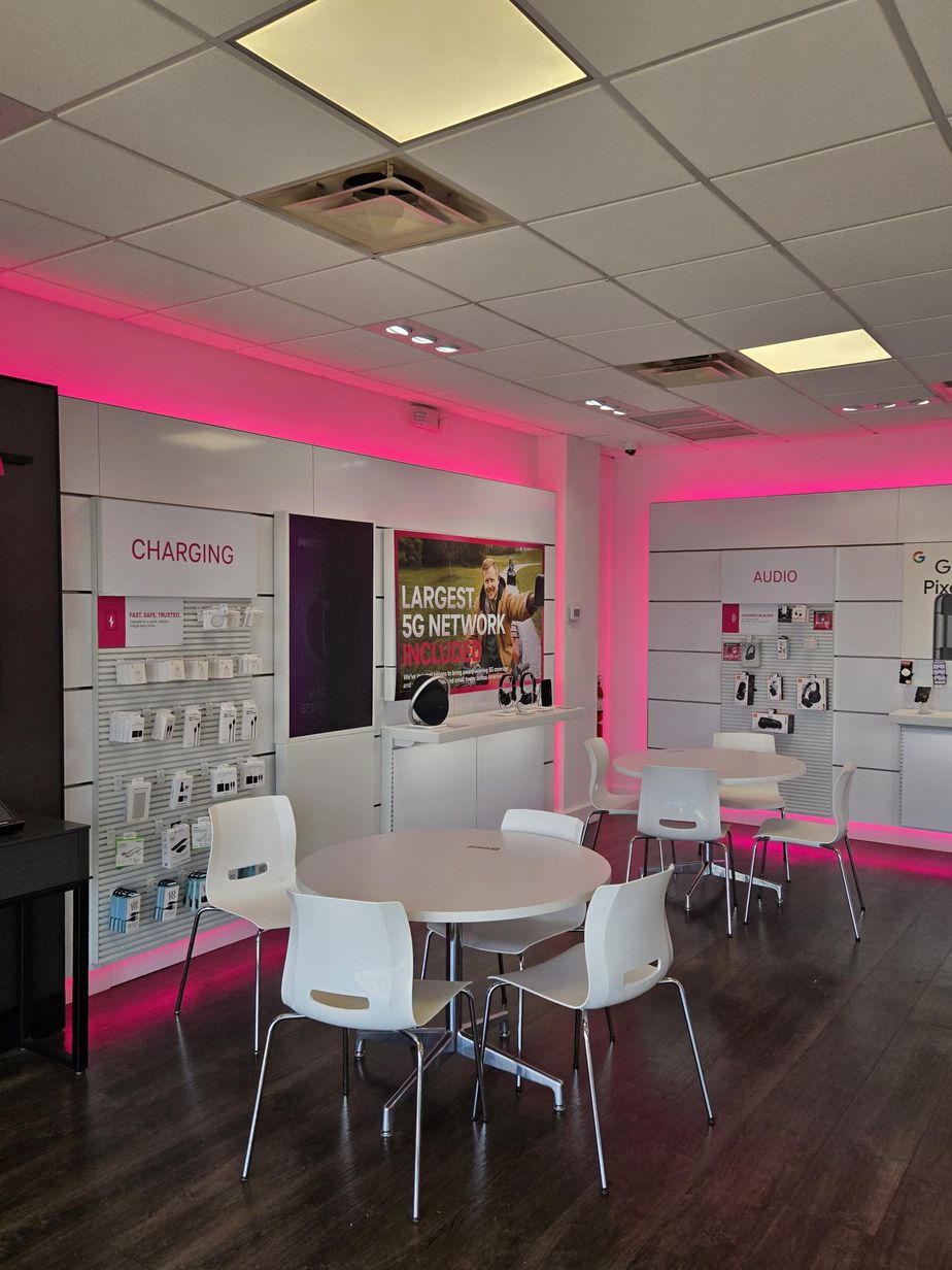 Interior photo of T-Mobile Store at Hwy 72 & Hwy 31, Athens, AL