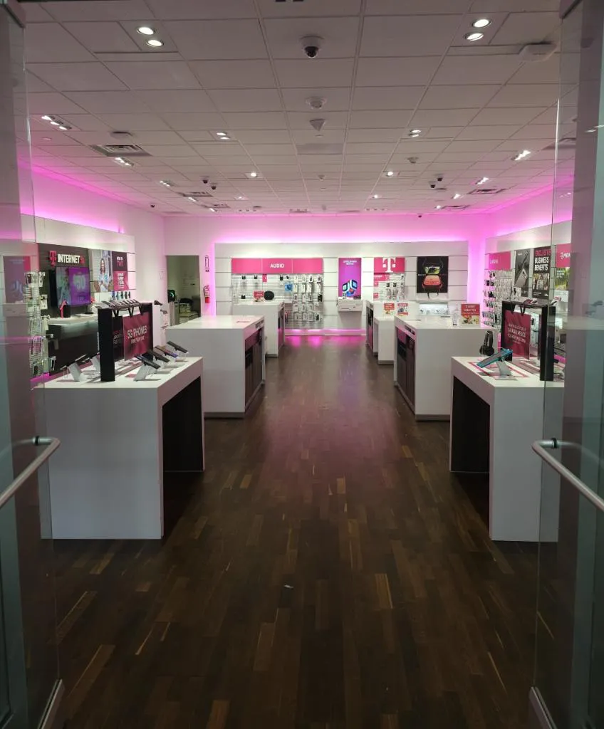 Interior photo of T-Mobile Store at Staten Island Mall, Staten Island, NY