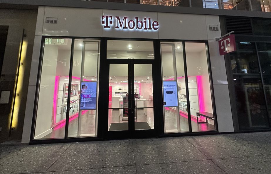 Exterior photo of T-Mobile Store at The Bloc, Los Angeles, CA