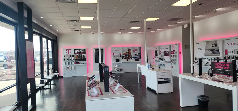  Interior photo of T-Mobile Store at Hwy 491 & Metro, Gallup, NM 