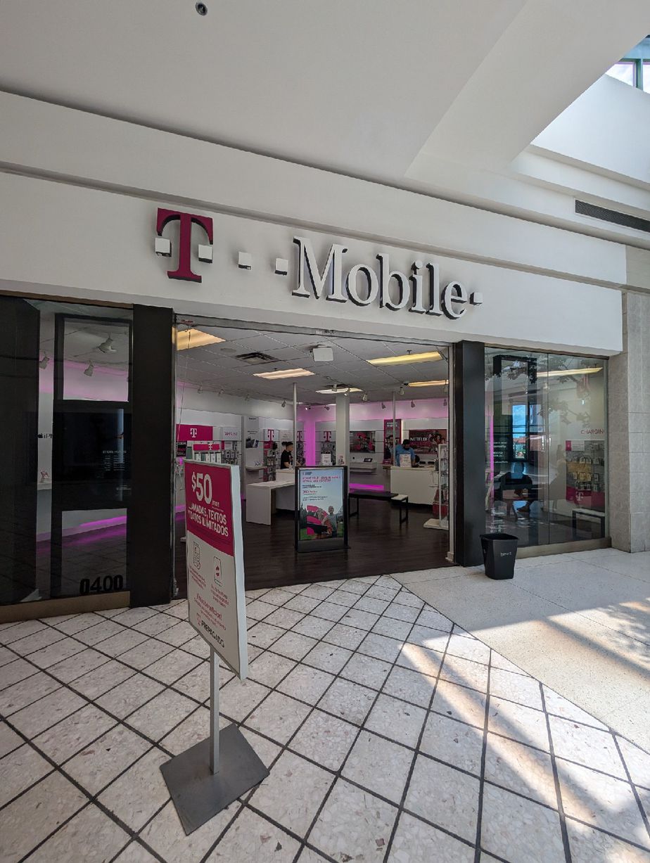 Exterior photo of T-Mobile Store at Bassett Place, El Paso, TX