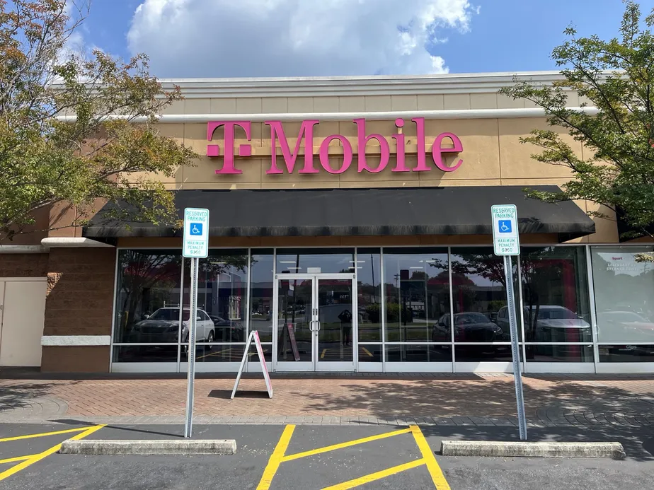  Exterior photo of T-Mobile Store at Cherrydale, Greenville, SC 
