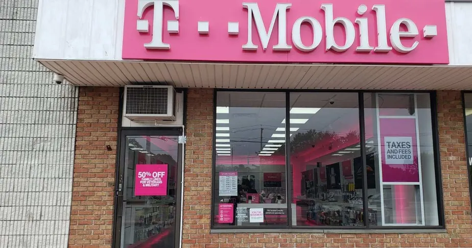 Exterior photo of T-Mobile store at 25a & Hallock Landing Rd, Rocky Point, NY