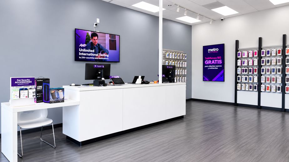 Metro by T-Mobile 2211B Southmore Ave - 2211B Southmore Ave 
