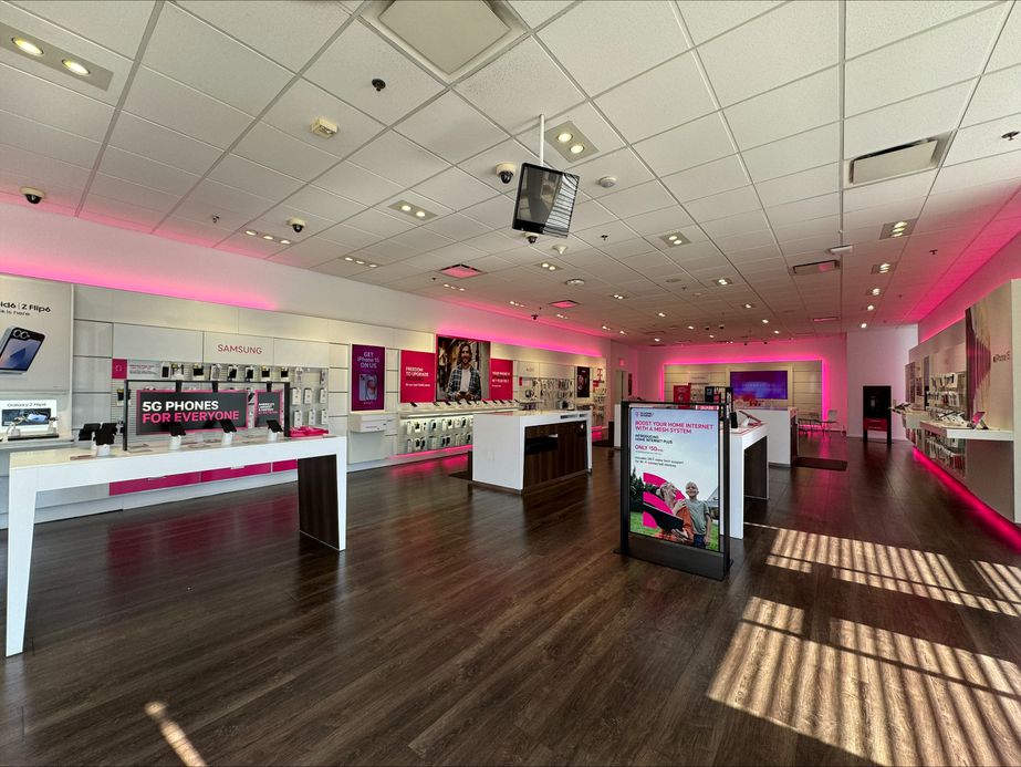 Interior photo of T-Mobile Store at Sodo Shopping Center, Orlando, FL