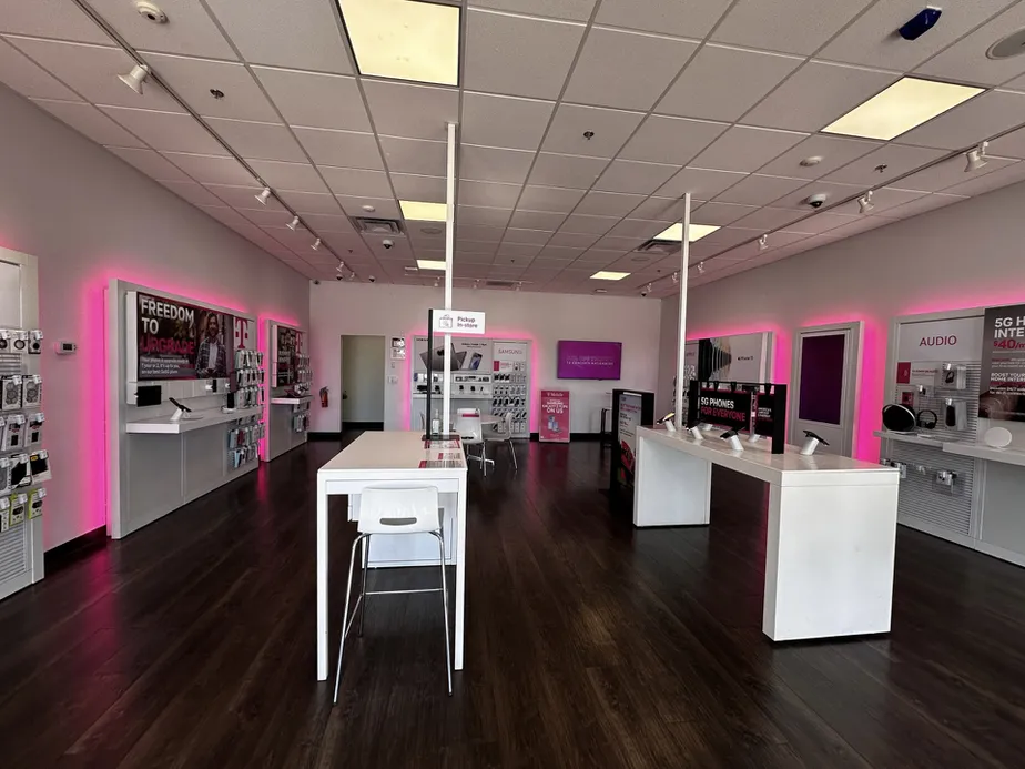  Interior photo of T-Mobile Store at Nevada & Basin, Pahrump, NV 