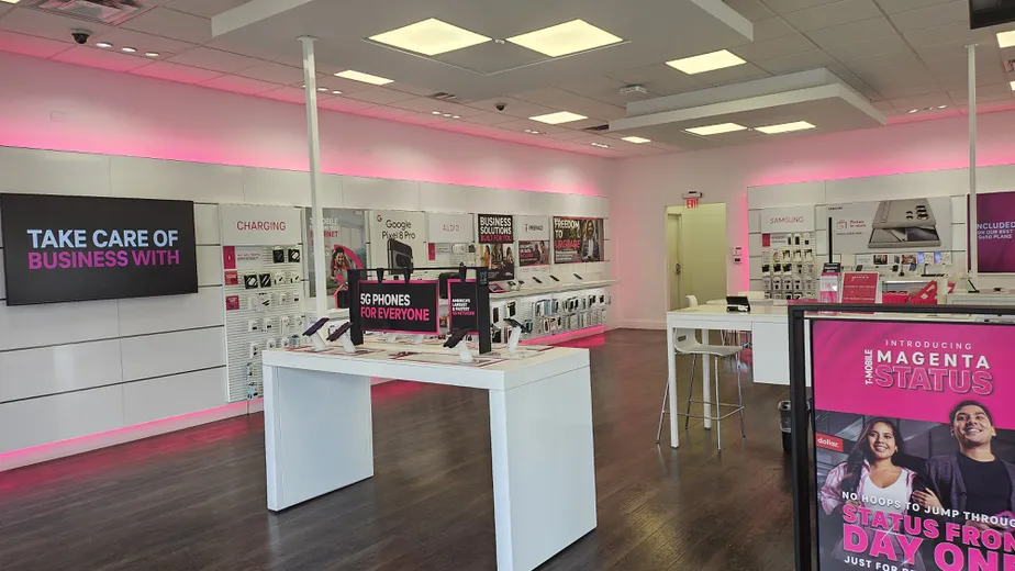  Interior photo of T-Mobile Store at 39th and Powell, Portland, OR 