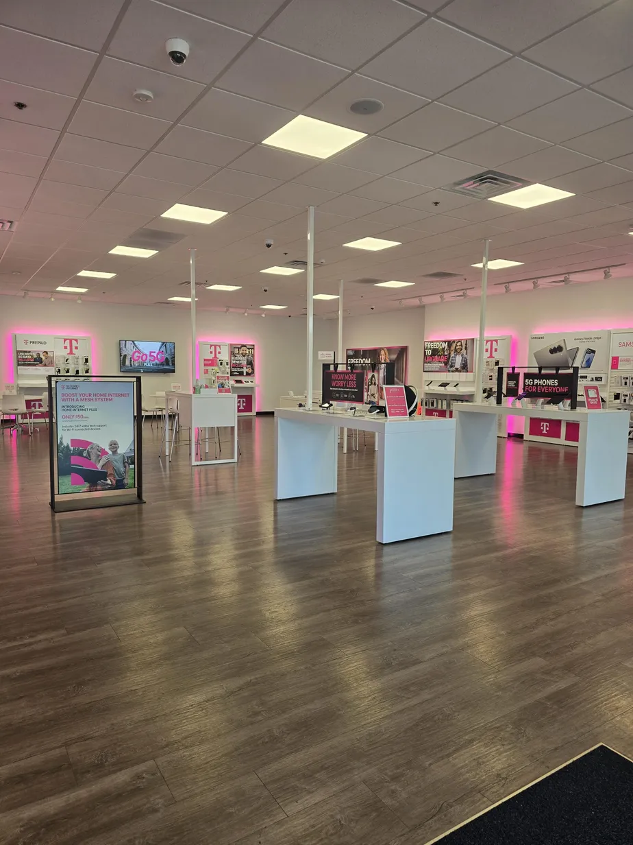  Interior photo of T-Mobile Store at Grand Oaks & Cajalco Rd, Corona, CA 
