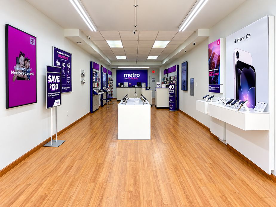 Metro by T-Mobile 3132 Kensington Ave - 3132 Kensington Ave