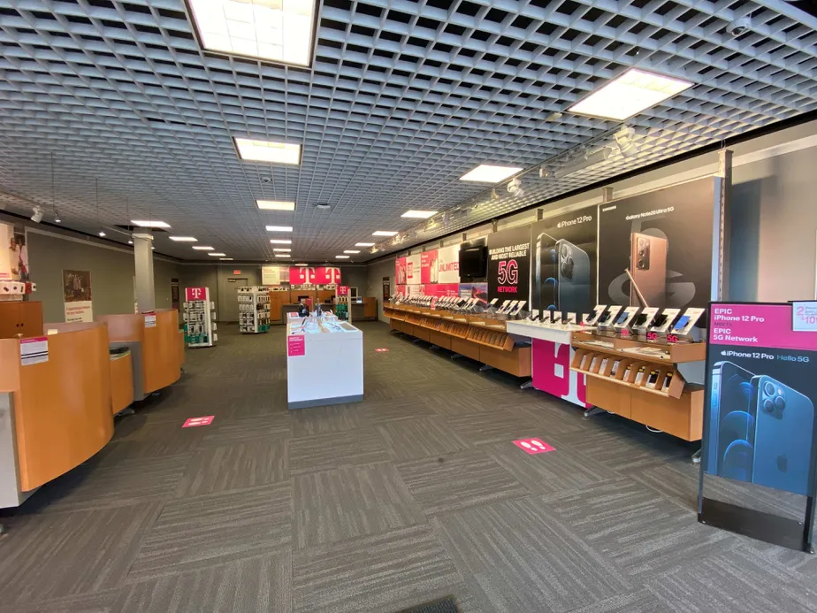 Interior photo of T-Mobile Store at Sunrise Hwy & Johnson Ave, Bohemia, NY