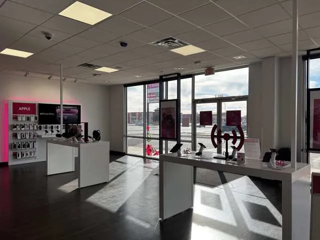 Interior photo of T-Mobile Store at Clovis Retail Center, Clovis, NM